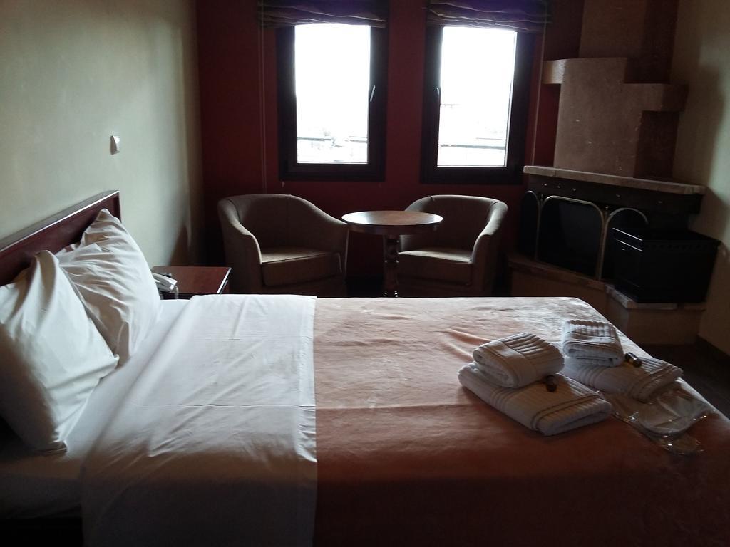 Voreas Hotel Loutraki  Room photo