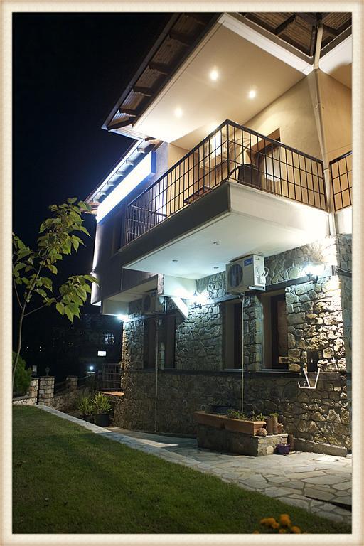 Voreas Hotel Loutraki  Exterior photo